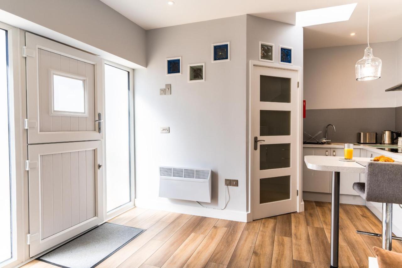 Finest Retreats - The Hideaway - Studio Apartment In 波思利文 外观 照片